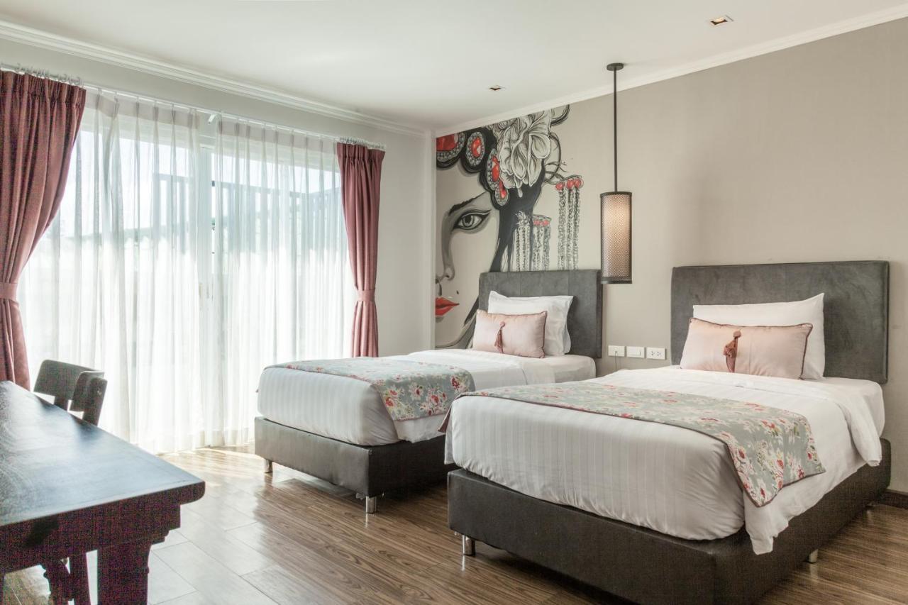 Ang Mor Lao Hotel (Adults Only) Phuket Esterno foto